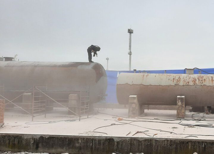 Tryskání nádrží