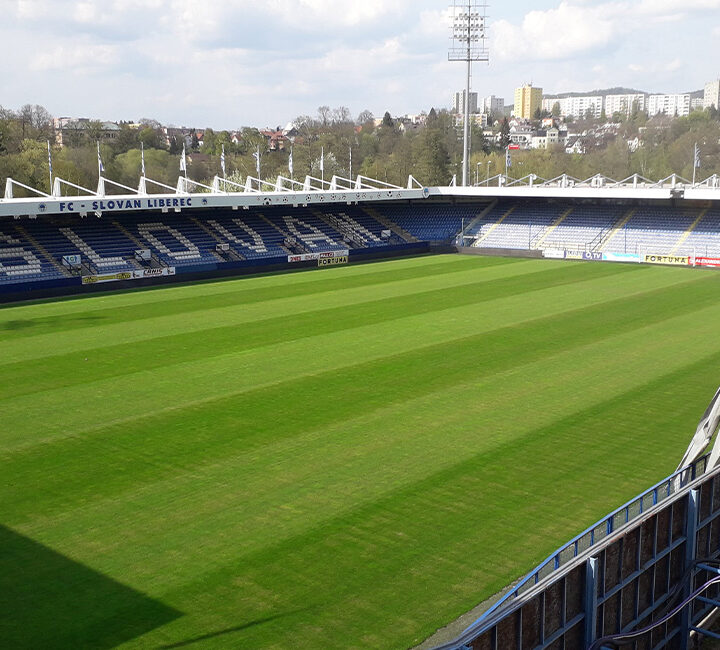 Pískování ocelových konstrukcí